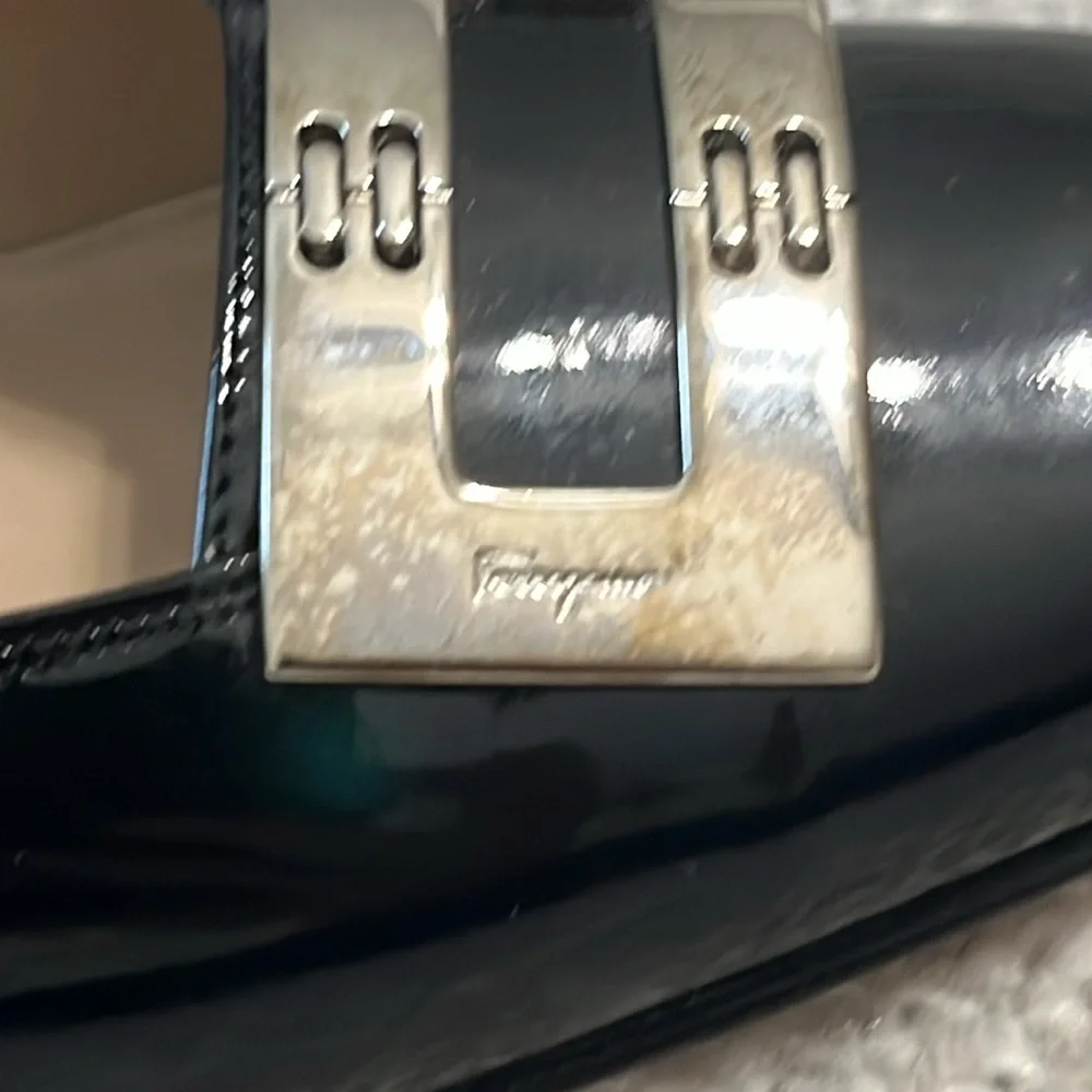 Vintage Salvatore Ferragamo Black Patent Leather Loafers Made in‎ Italy 6.5 AA